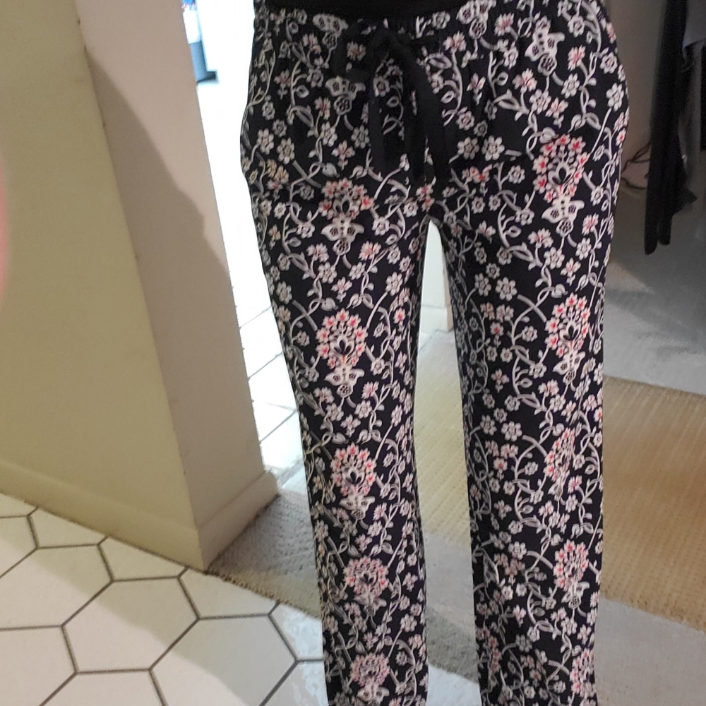 Loft Flowy Floral Pants